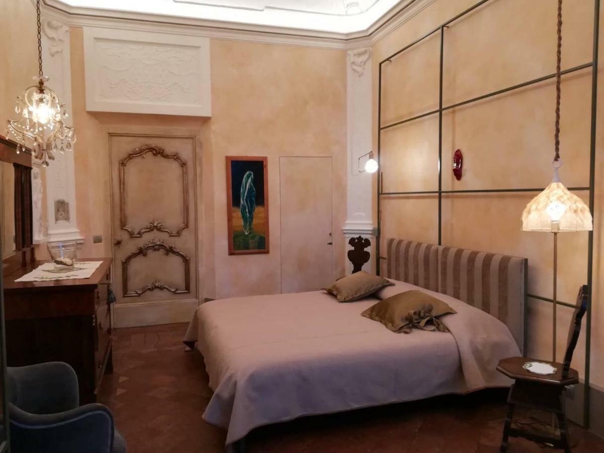 Boutique Apartment אורבינו מראה חיצוני תמונה