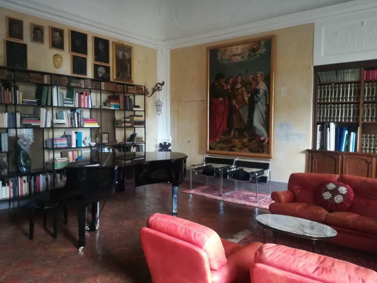 Boutique Apartment אורבינו מראה חיצוני תמונה
