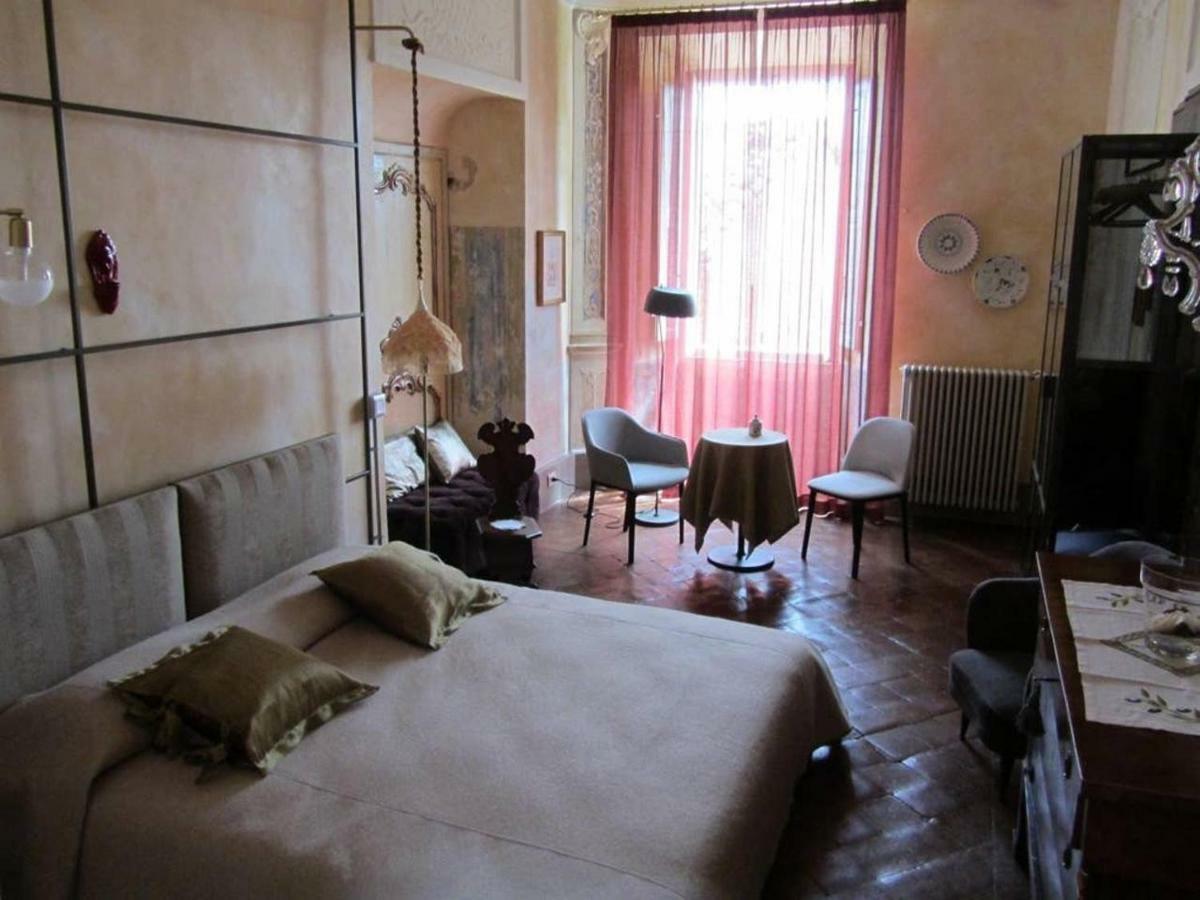Boutique Apartment אורבינו מראה חיצוני תמונה