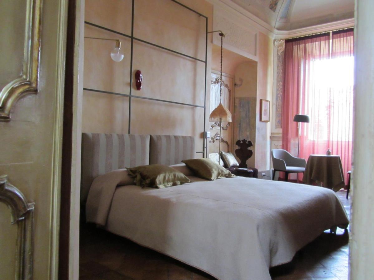 Boutique Apartment אורבינו מראה חיצוני תמונה